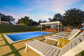 Sugar Shack - Luxury Crystal Beach Vacation Rental House with Private Pool and Near Beach in Destin, FL - Five Star Properties Destin/30A