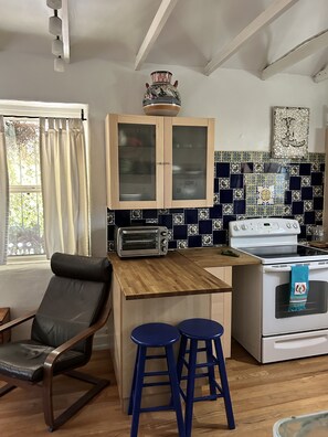 open space living area with kitchen