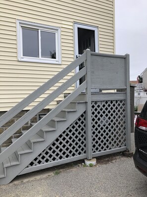 Side entrance from driveway