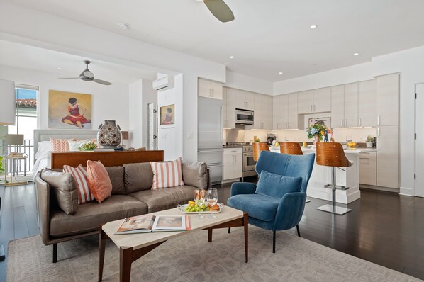 Airy and bright living space