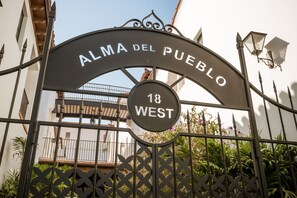 Arlington View is located within a highly desirable gated community  in downtown SB!
