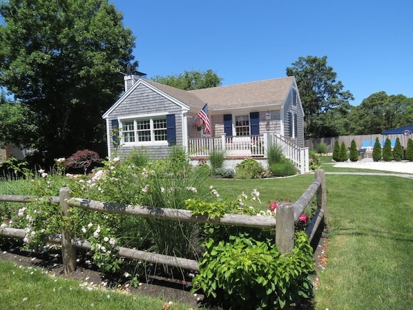 This cute cottage is just up the road from Nauset Beach.
