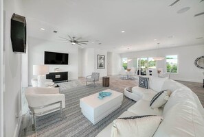 The Enclave on 30A - Luxury 30A Vacation Rental House with Private Pool and Beach View in Dune Allen Beach - Five Star Properties Destin/30A