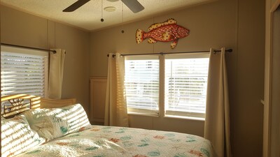  OCEANVIEW PARADISE AT VENTURE OUT+4 BIKES & 2-2 SEAT KAYAKS! KING & QUEEN BEDS!