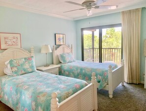 Guest Bedroom with private lanai