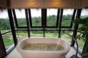 Compound 4 Bedroom Villas in Ubud;