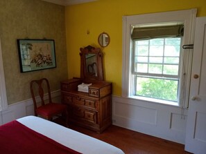 Room at the Historic Port Albert Inn. Built in 1842.