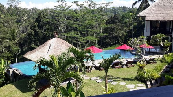 Magnificent 7 Bedroom Villa In Ubud;