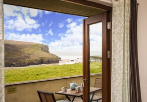 Beach/ocean view