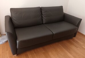 Sofa, umbaubar zum Schlafsofa
