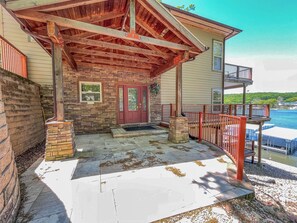 FRONT ENTRANCE OF HOUSE