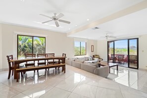 Spacious Dining table