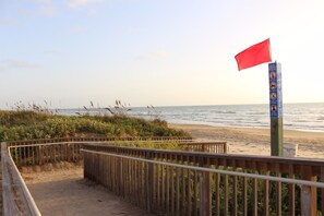 Handicap accessible walkway at Good Hope beach access