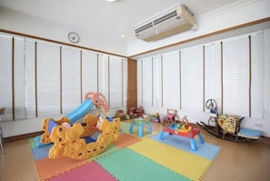 Indoor-playground