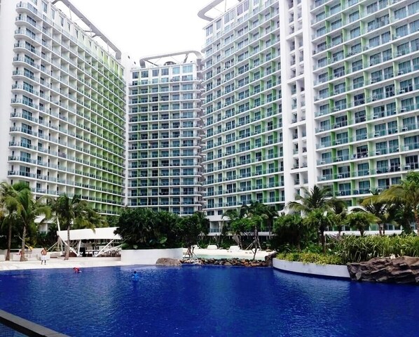 Azure Residences: 2BR beach paradise 