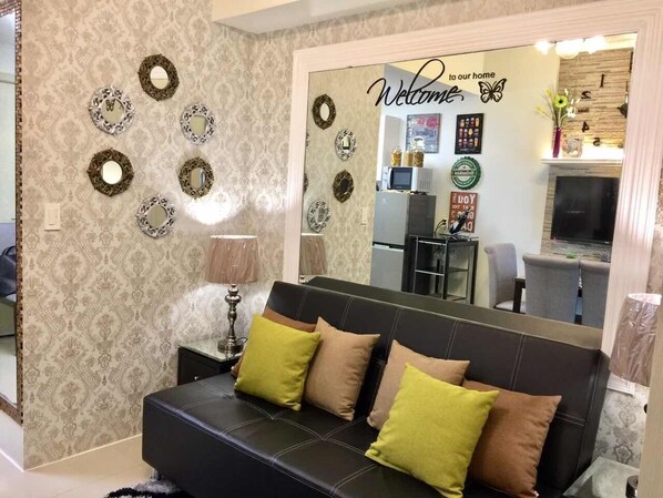 NEW!! Luxurious Cozy Gateaway at Makati