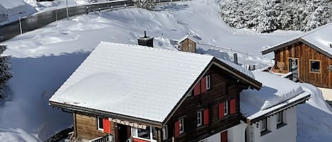 Well situated in Klosters -Platz 