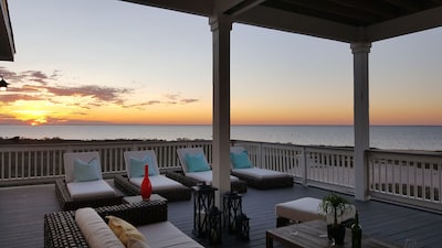 Bayfront, Hot Tub, Fire Pit, Custom Home, Pointe West Resort:  a Bit of Heaven