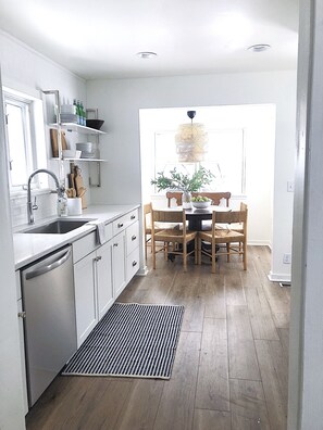 Upper Cottage Kitchen 