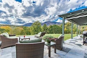 Spectacular Views from the Equinox Views Villa of Equinox Mt.