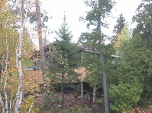Cottage overlooks the Lake and Back Bay
