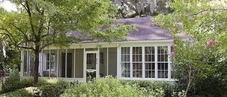 The 1920's Guest House at Historic LINWOOD, Summerville, near Charleston SC