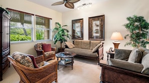 Living Room with Sofas and Smart TV in our Kulalani #404 Rental