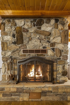 Fireplace photo by Bob Hodson photography