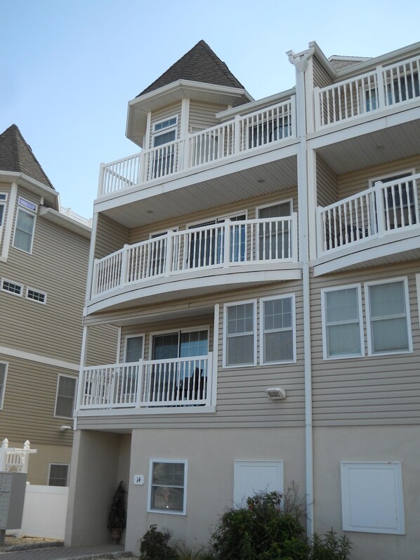 Exterior - On Boulevard Seaside Heights NJ 