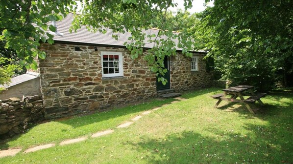 Exterior of barn and parking