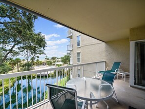 Balcony at 302 Barrington Arms