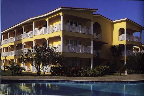comfort and relaxation is waiting for you at the Tropical Hotel