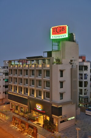 Front of property - evening/night
