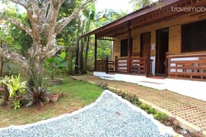 CARASUCHI BUNGALOWS