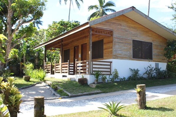 CARASUCHI GARDEN BUNGALOWS