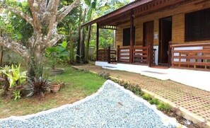 CARASUCHI BUNGALOWS