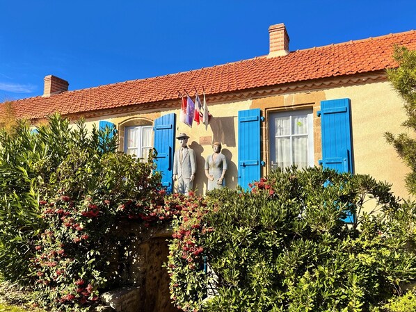 Exterior detail