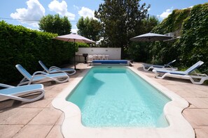 MOURIES holiday rental owner to rent 8 people private pool