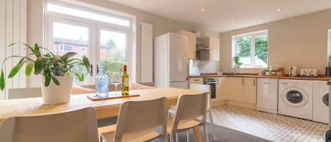 Big Open plan kitchen dining area that seats up to 11 guest