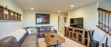 Colorado Springs Vacation Rental | 3BR | 2.5BA | 3,231 Sq Ft | Stairs Required