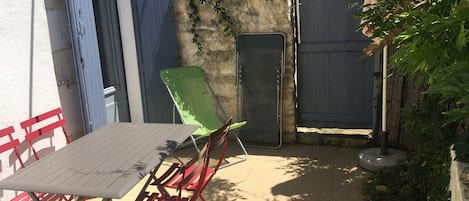 Terrasse Sud donnant sur un espace vert