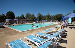 Utomhuspool
