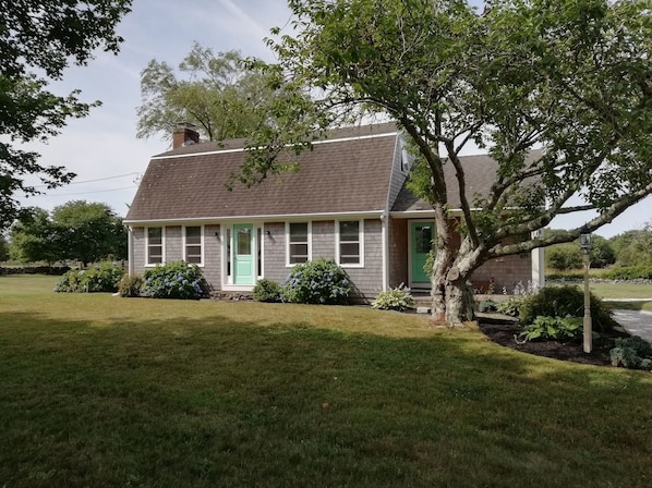 Charming, recently renovated home near the beach.