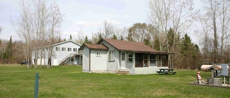 Cabin 5 outside view shows upper house in rear
