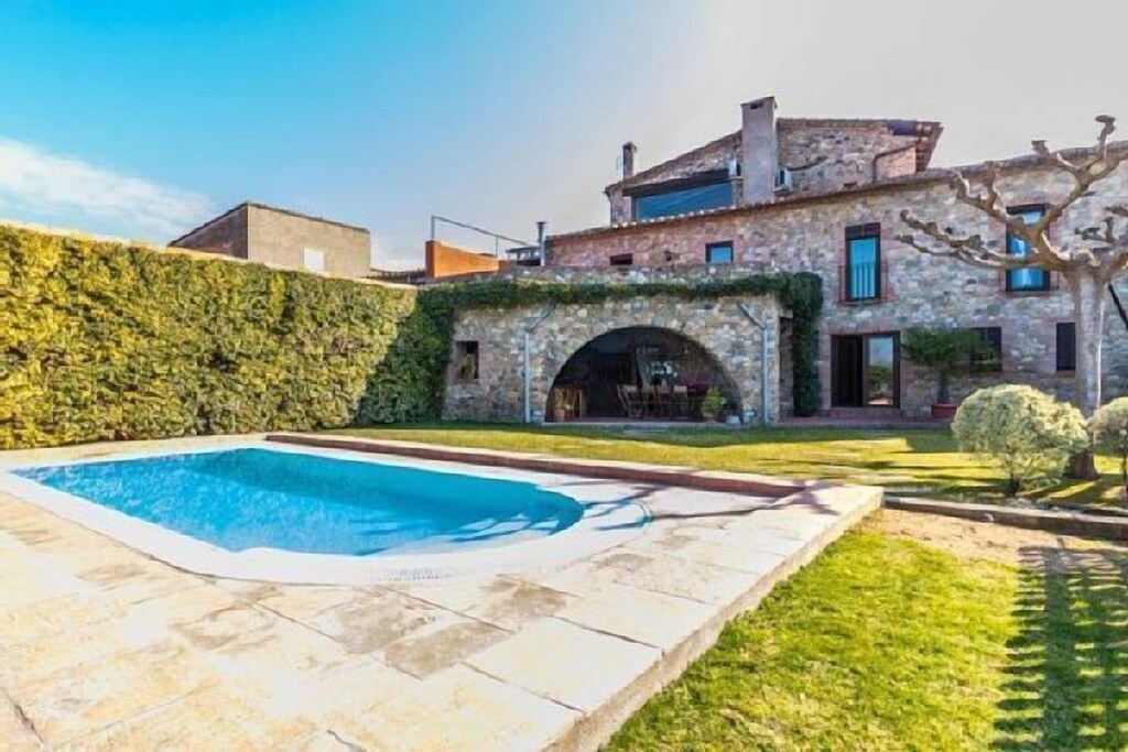 Picture of villa