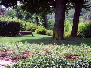 Ca. 8 ha. große Parklandschaft von einmaliger Schönheit