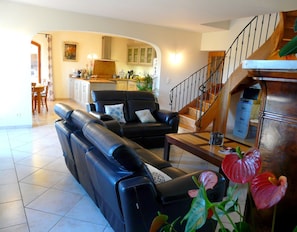Vacation rental SAINT REMY DE PROVENCE house for rent living room