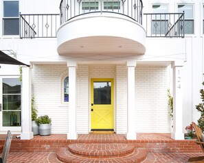 Dutch Door Details