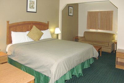 Welcome to the Holland inn suites single room
