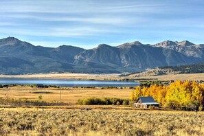 Henry's Lake